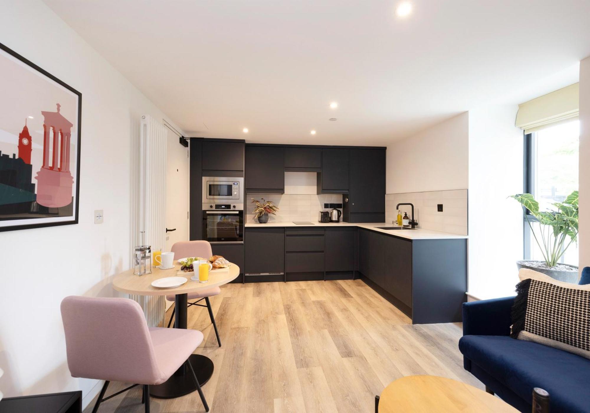 Charming Studios Near Holyrood Park & Calton Hill Edinburgh Bilik gambar