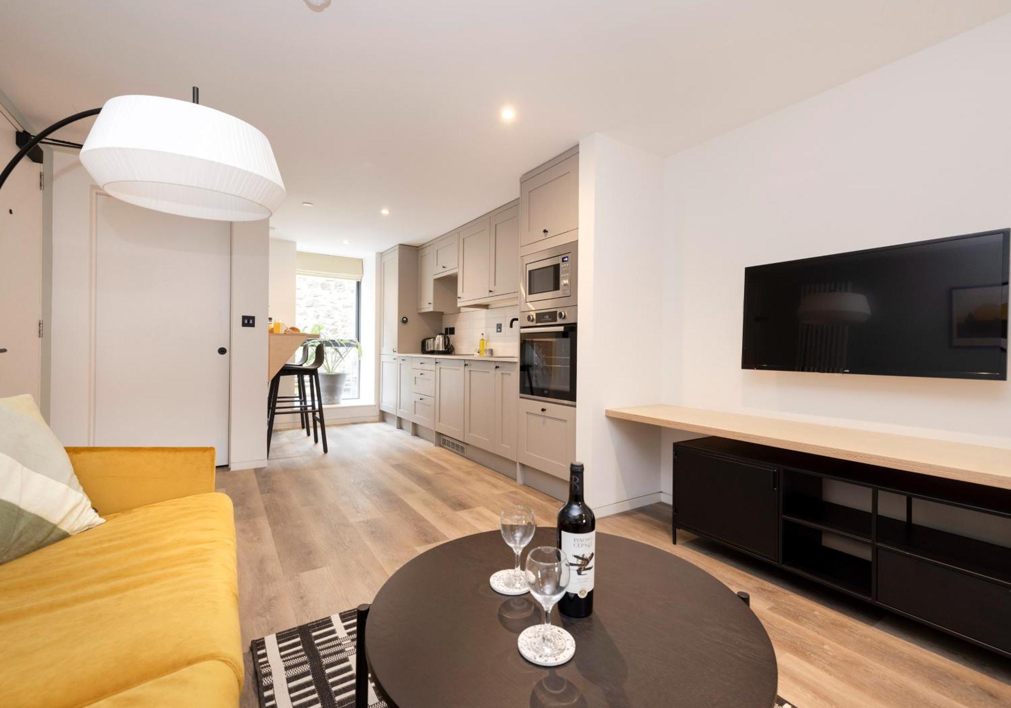 Charming Studios Near Holyrood Park & Calton Hill Edinburgh Bilik gambar