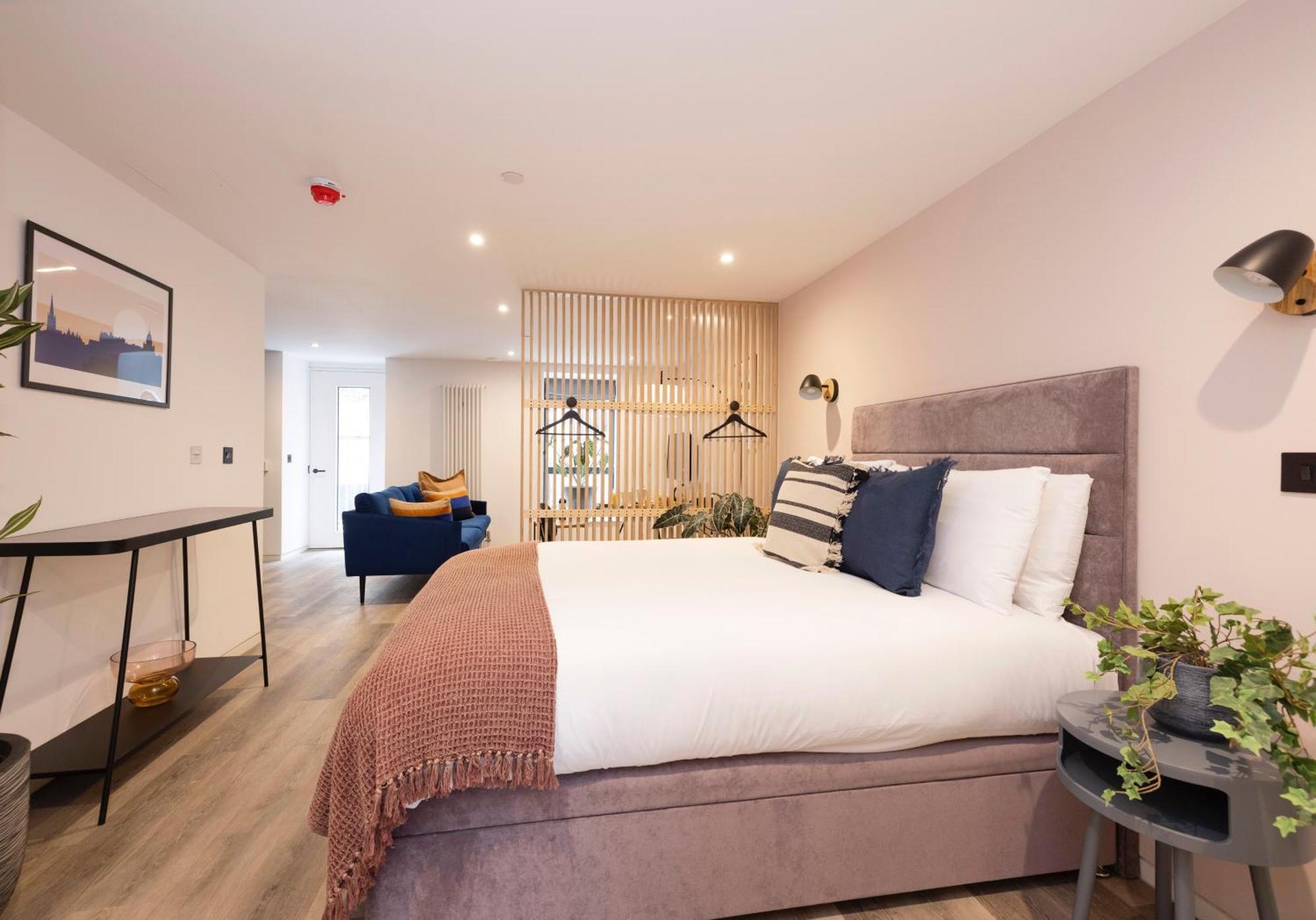 Charming Studios Near Holyrood Park & Calton Hill Edinburgh Bilik gambar