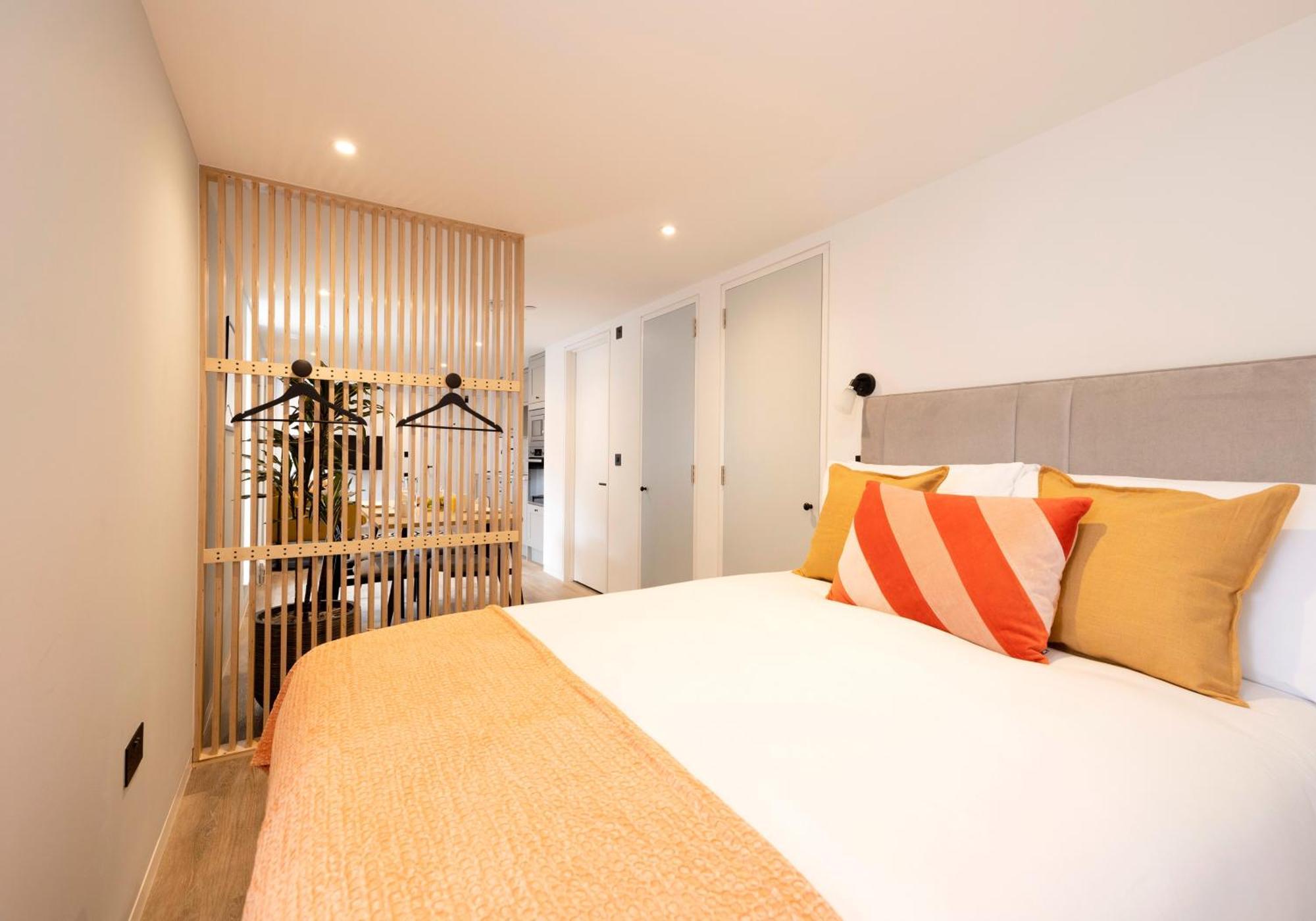 Charming Studios Near Holyrood Park & Calton Hill Edinburgh Bilik gambar